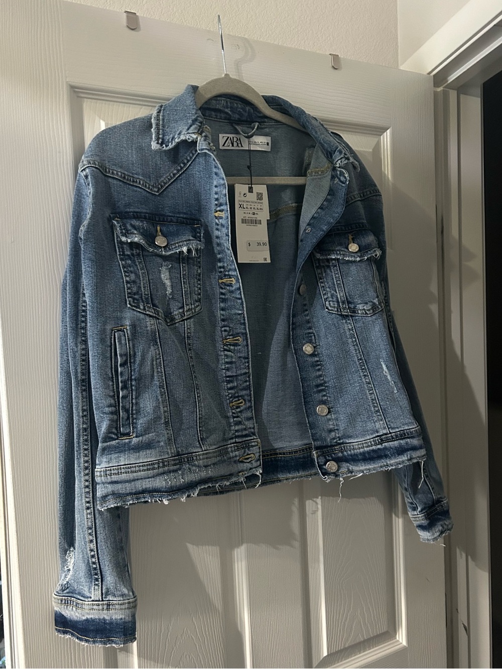 Zara Medium Blue Distressed Denim Trucker Jacket - Women's